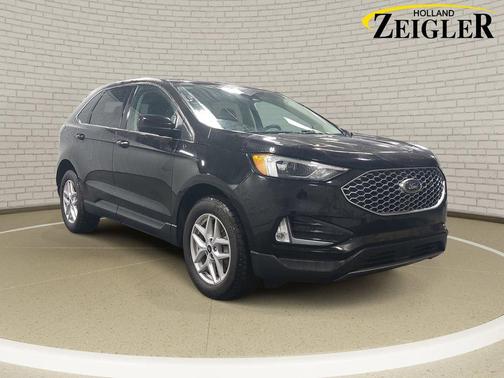 Black Metallic 2023 Ford Edge SEL