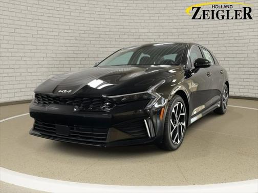 2025 Kia K5 EX