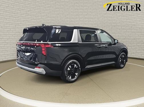 2025 Kia Carnival Hybrid LXS