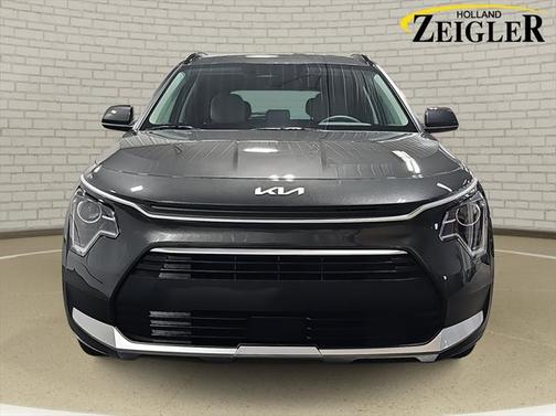 2025 Kia Niro EX