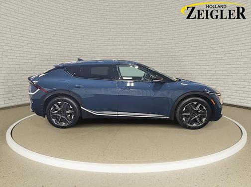 2025 Kia EV6 Light Long Range