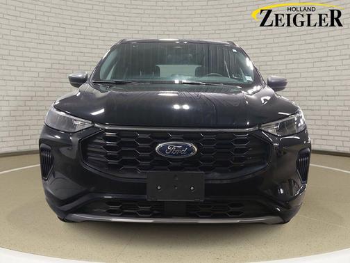 Black Metallic 2023 Ford Escape ST-Line