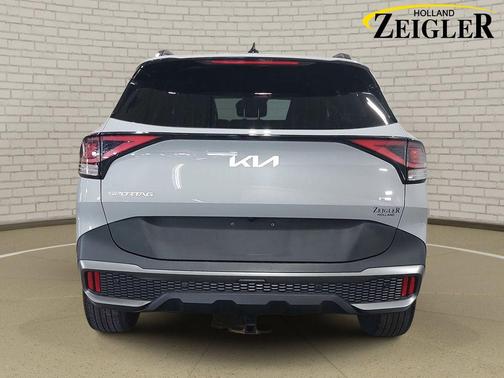 Wolf Gray 2023 Kia Sportage X-Line
