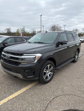 Gray Metallic 2024 Ford Expedition XLT