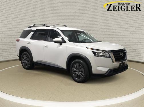 2022 Nissan Pathfinder SV 4WD