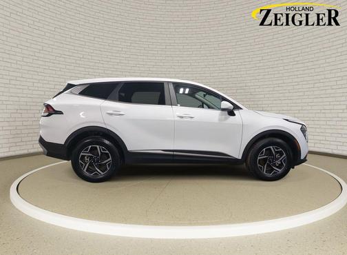 2025 Kia Sportage LX