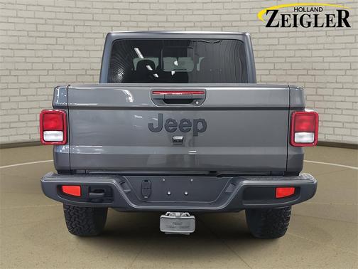 2022 Jeep Gladiator Altitude 4x4