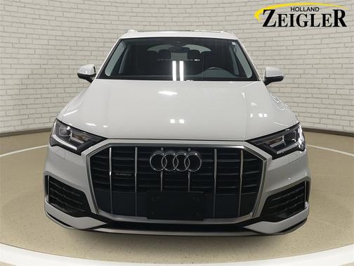 2022 Audi Q7 45 Premium
