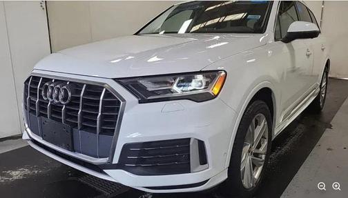 2022 Audi Q7 45 Premium