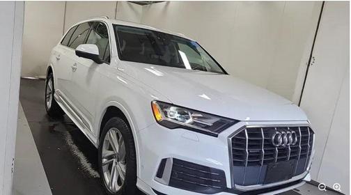 2022 Audi Q7 45 Premium