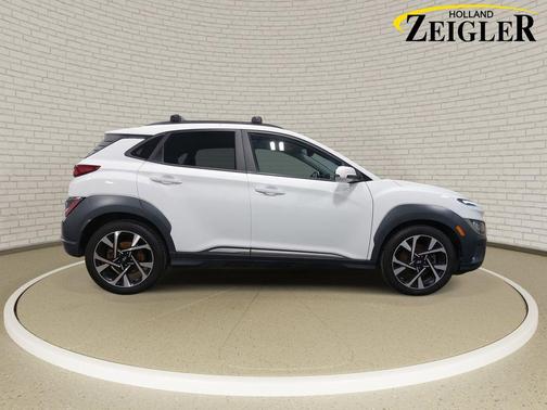 Lunar White 2022 Hyundai KONA Limited