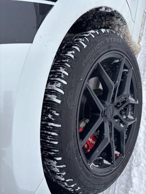 2019 Toyota Camry Hybrid XLE