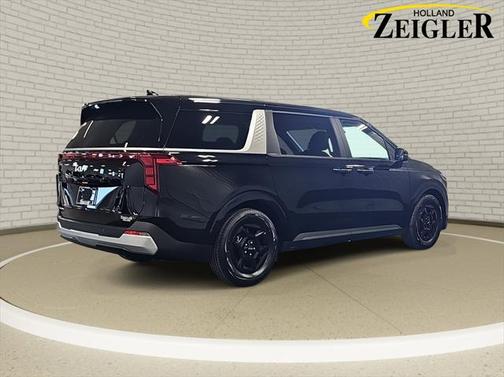 2025 Kia Carnival LXS