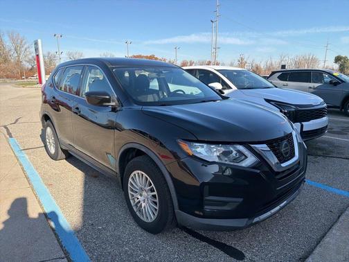 2018 Nissan Rogue S