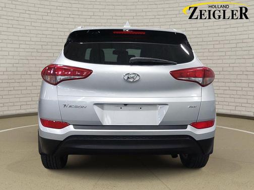 Molten Silver 2018 Hyundai TUCSON SEL Plus