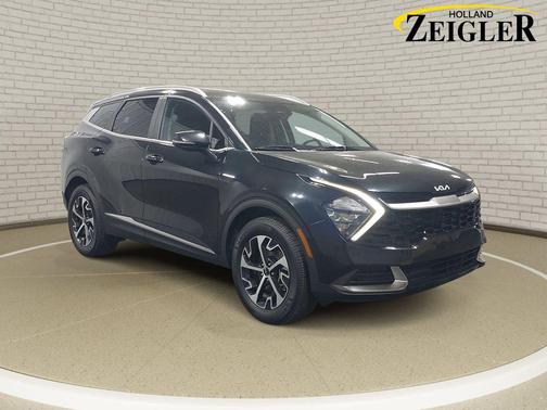 Fusion Black 2023 Kia Sportage Hybrid EX
