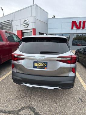 Steel Gray 2023 Kia Seltos LX