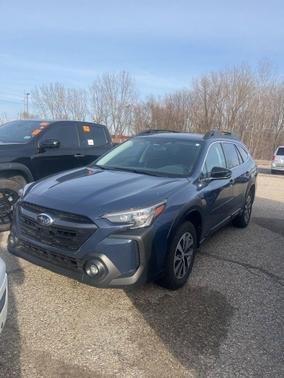 2023 Subaru Outback Premium