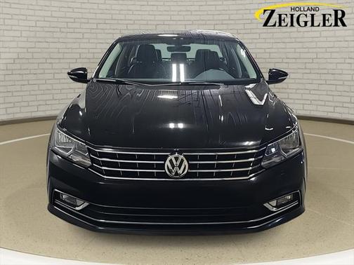 2016 Volkswagen Passat 1.8T SE w/Technology