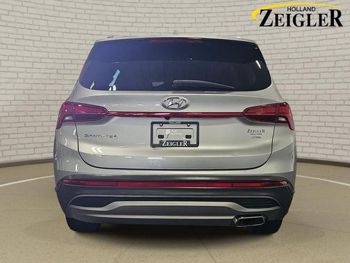 Shimmering Silver Pearl 2023 Hyundai SANTA FE SEL 2.4