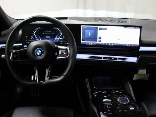 2025 BMW i5 xDrive40