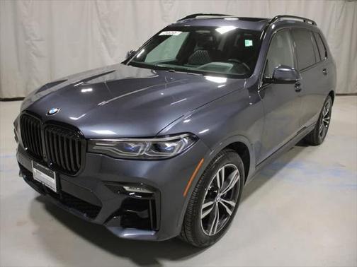 2020 BMW X7 M50i