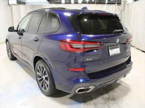2023 BMW X5 M50i