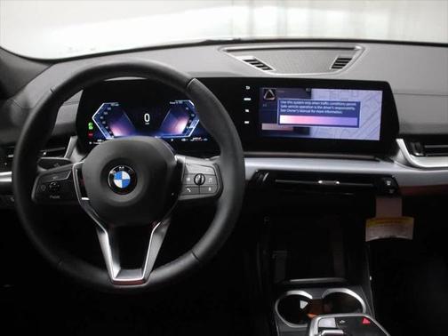 2025 BMW X2 xDrive28i