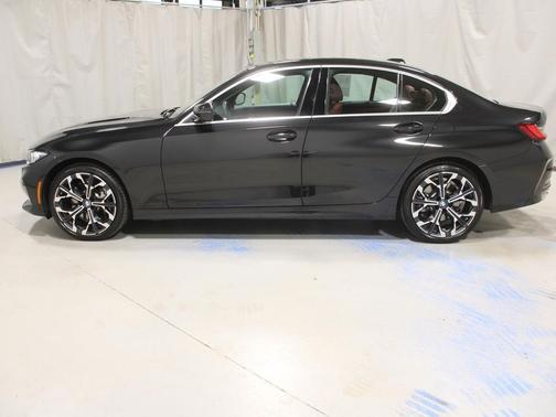 2025 BMW 330 i xDrive