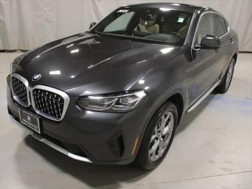 2025 BMW X4 xDrive30i