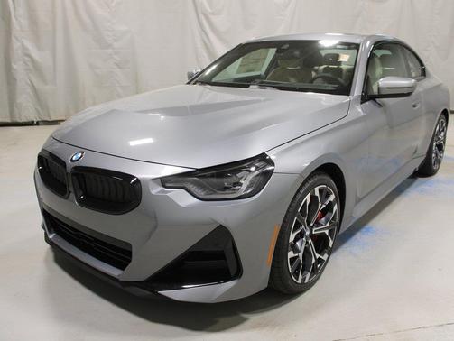 2025 BMW 230 i xDrive