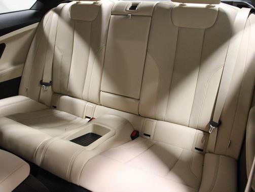 2025 BMW 230 i xDrive