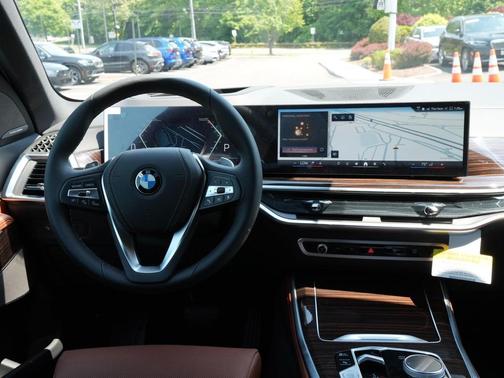 Tanzanite Blue II Metallic 2026 BMW X5 xDrive40i