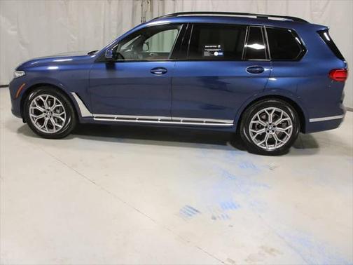 2022 BMW X7