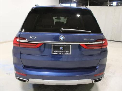 2022 BMW X7