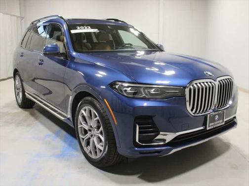 2022 BMW X7