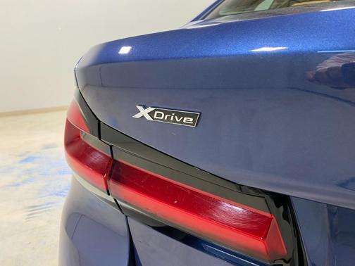 2023 BMW 530 i xDrive
