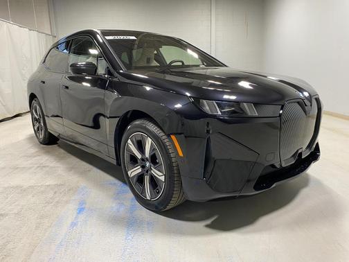 2026 BMW iX xDrive45