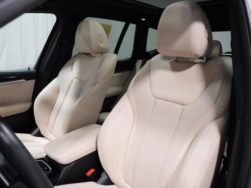 Alpine White 2023 BMW X3 xDrive30i