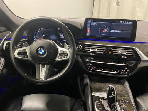 2023 BMW 540 i xDrive