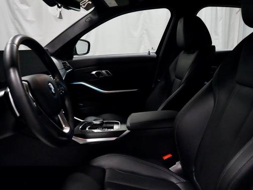 2023 BMW 330 xDrive