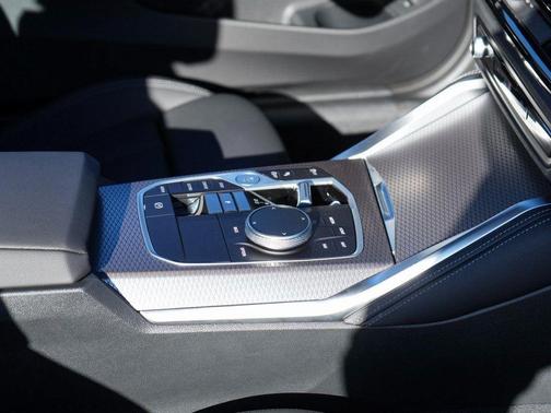 2025 BMW M440 i xDrive