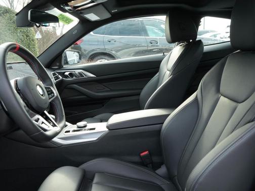 2025 BMW M440 i xDrive