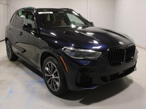 2022 BMW X5 M50i