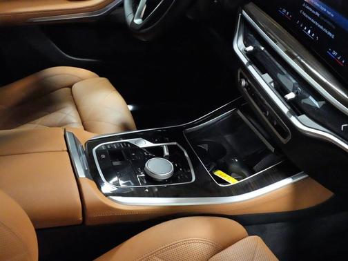 Alpine White 2024 BMW X5 xDrive40i