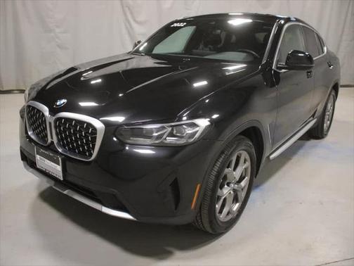 2022 BMW X4 xDrive30i