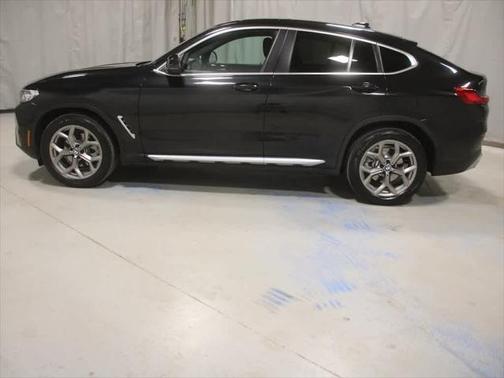 2022 BMW X4 xDrive30i