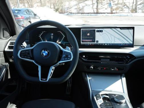 2026 BMW 330 xDrive NA