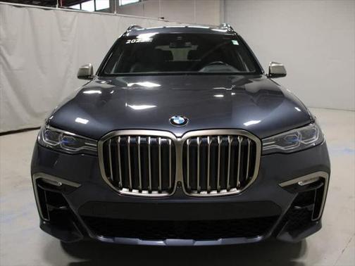 2022 BMW X7 M50i