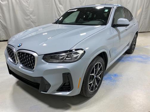 2023 BMW X4 xDrive30i